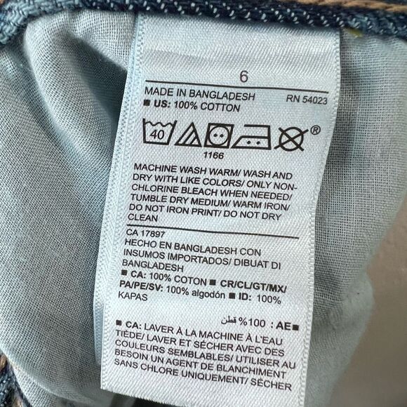 Old Navy high rise slouchy straight distressed jeans size 6 - Picture 11 of 14